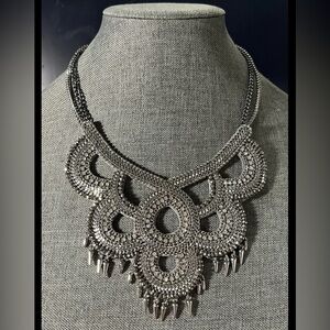Stella & Dot Tallulah Necklace - Silver with Spike Dangles-